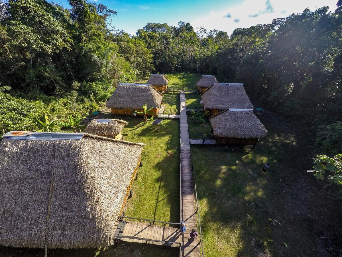 Green Forest Ecolodge Puerto Montufar Buitenkant foto